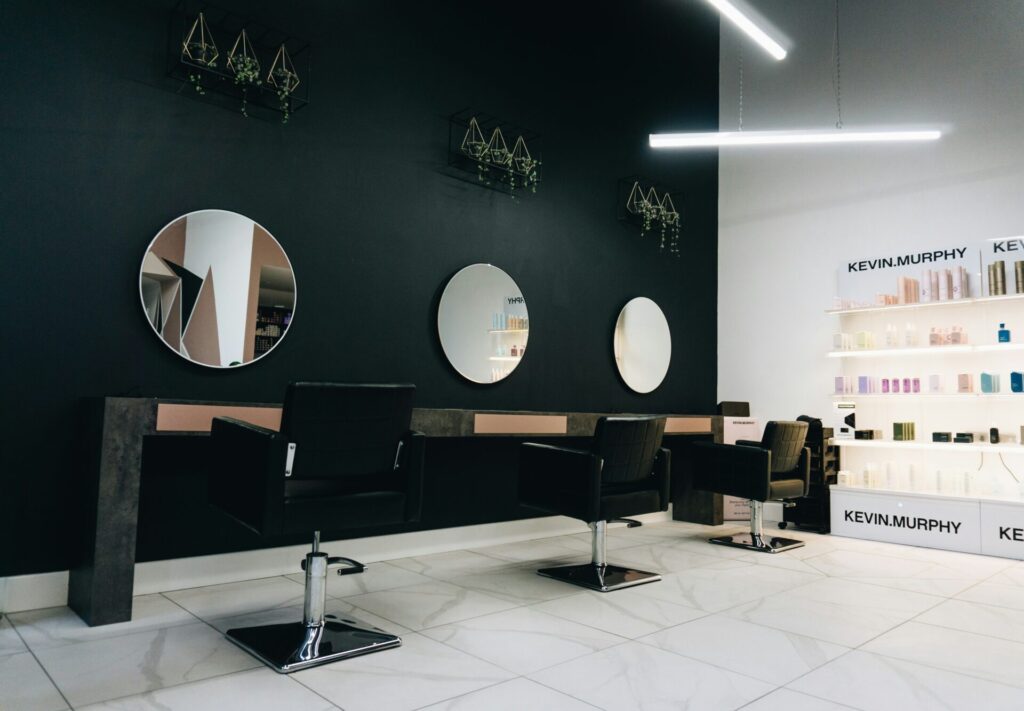 how to open a beauty salon in dubai